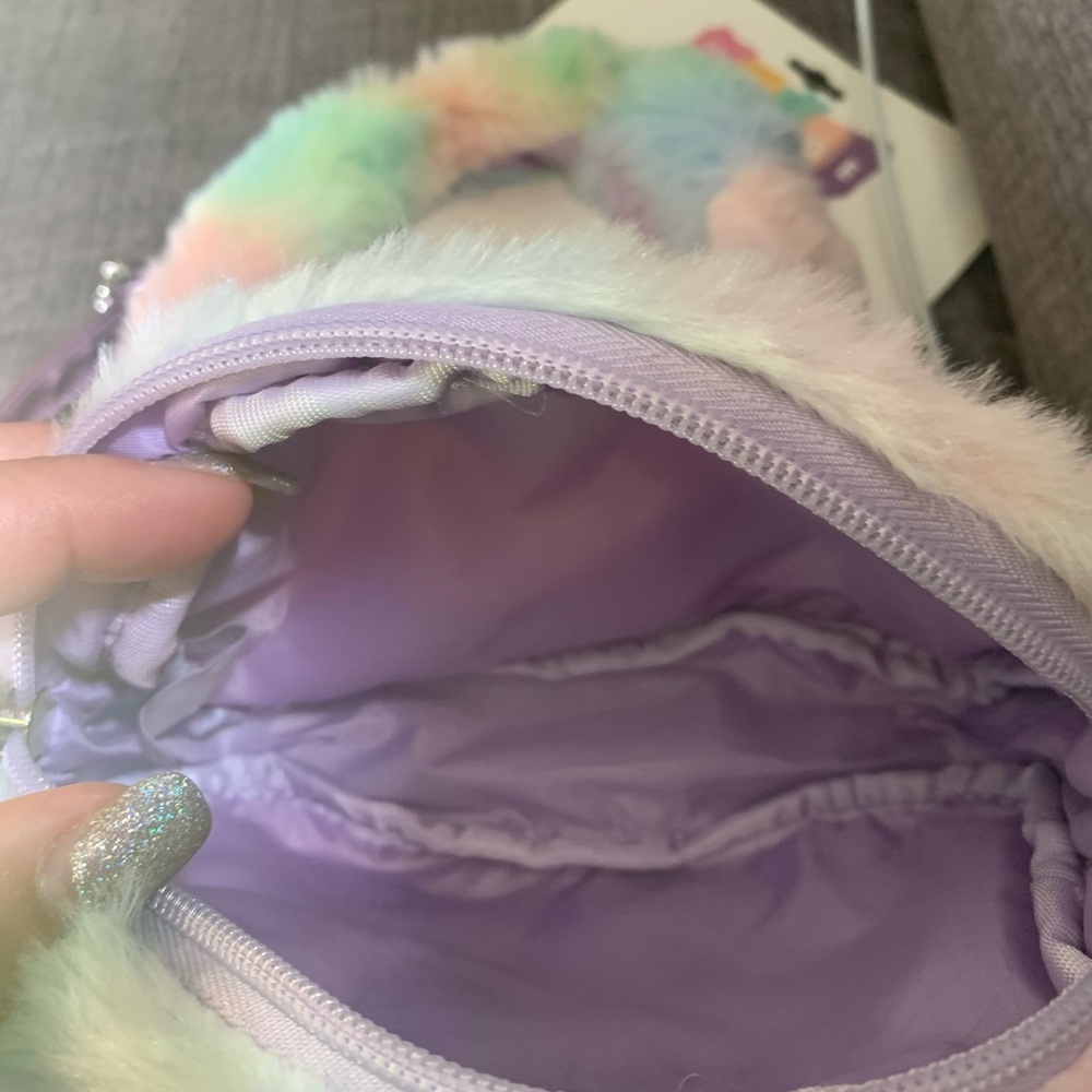 On the Verge kids unicorn purse and matching headband. - Picture 3 of 5